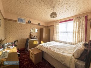 Bedroom- click for photo gallery